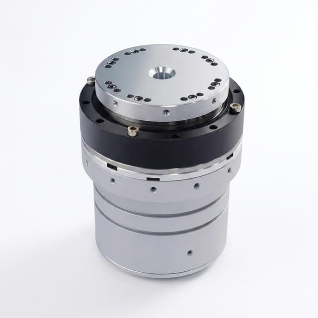 Integrated linear servo actuator module for humanoid mechanisms